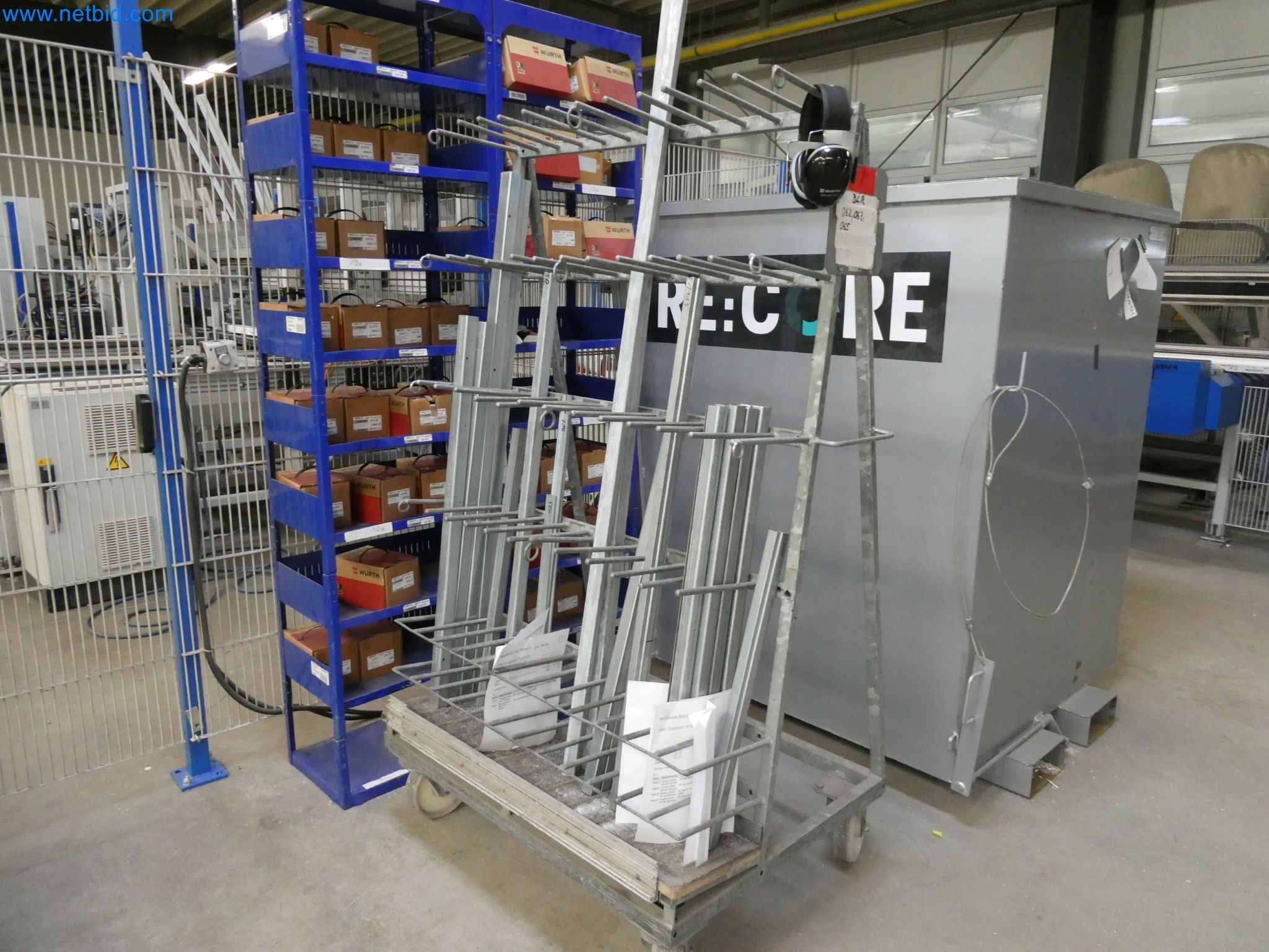 Machines pour la fabrication de fenêtres et de portes en plastique-7
