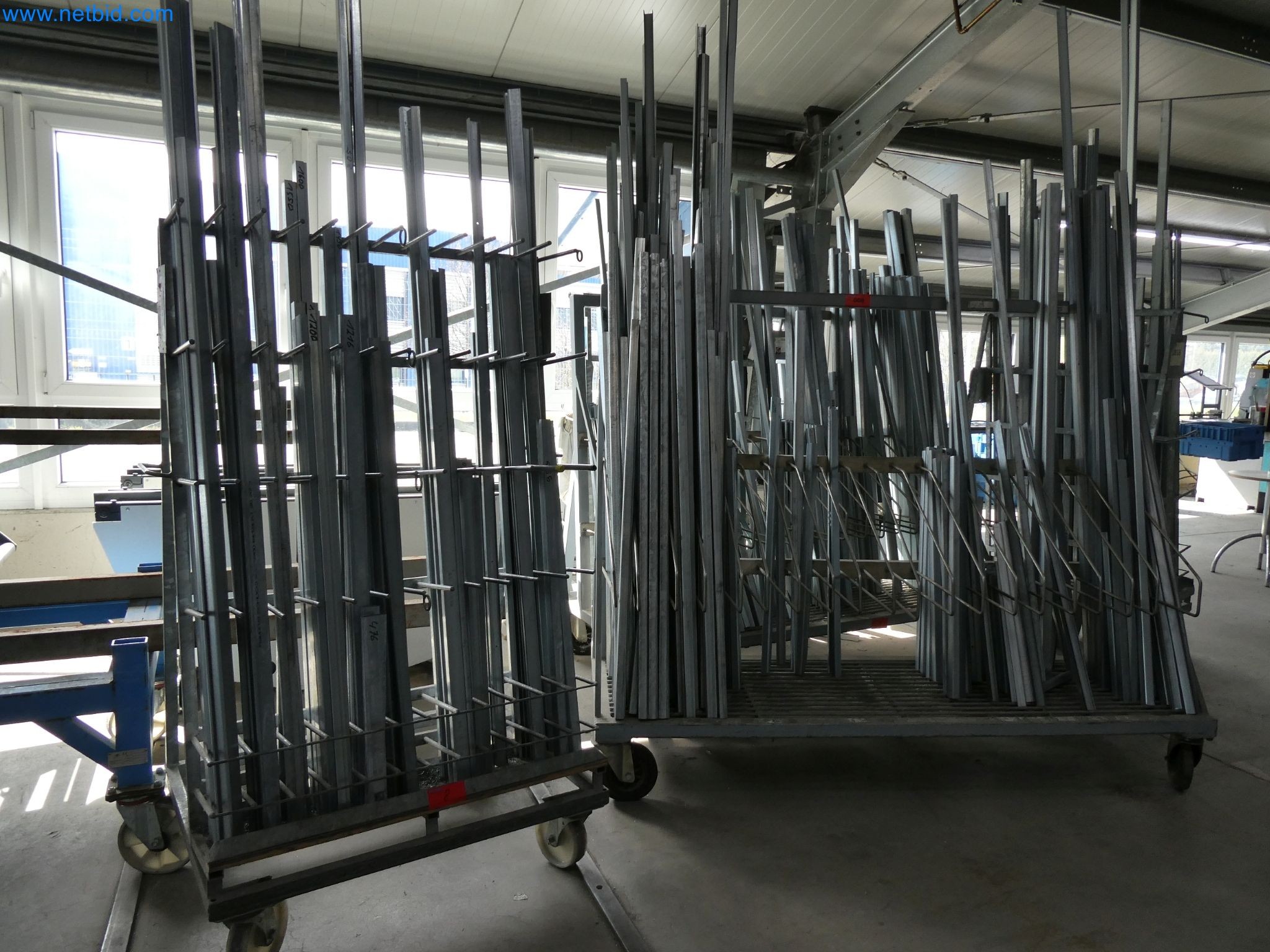Machines pour la fabrication de fenêtres et de portes en plastique-8