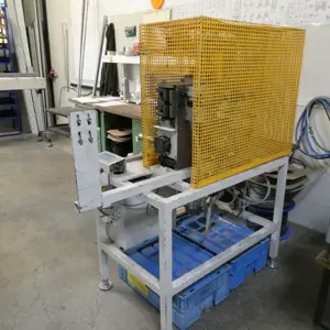 Melting system for plastic profiles Hollinger
