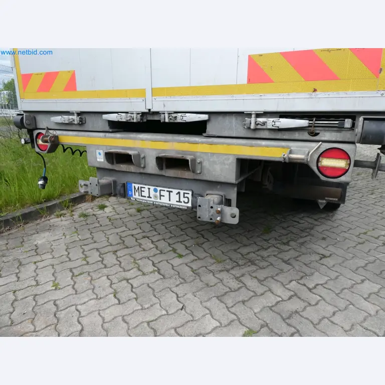 Maszyny do produkcji okien i drzwi z tworzyw sztucznych-11