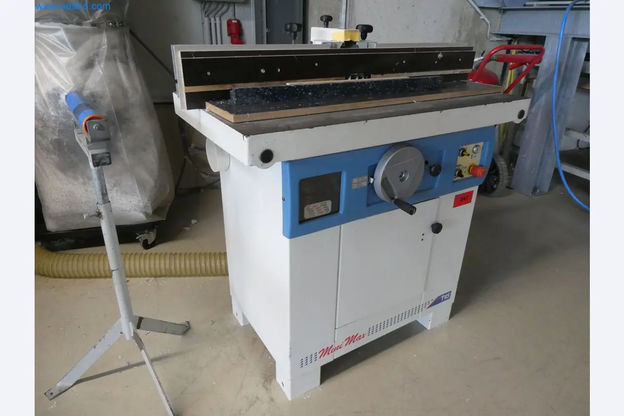 Máquinas para la fabricación de ventanas y puertas de plástico-2