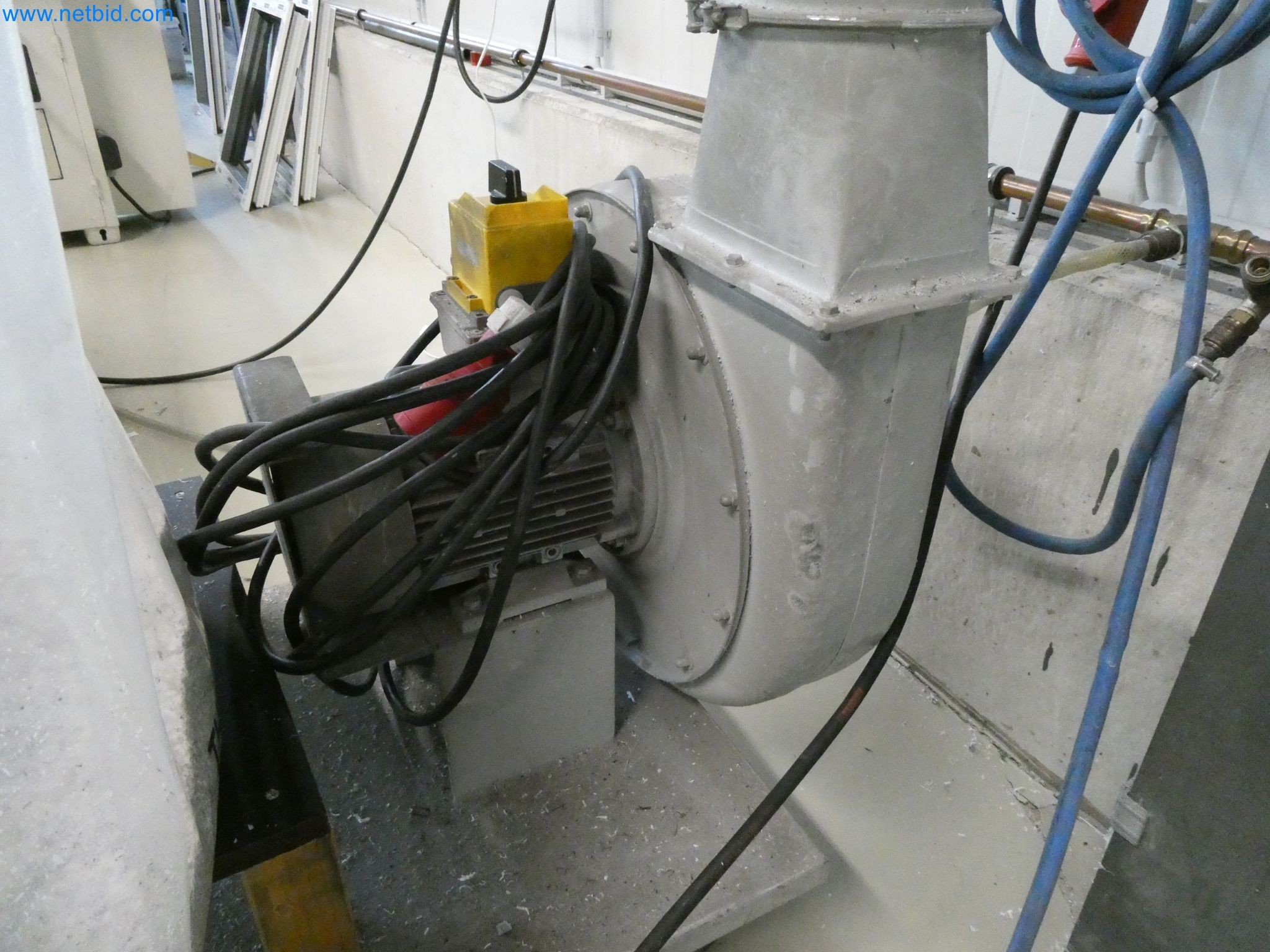 Máquinas para la fabricación de ventanas y puertas de plástico-9