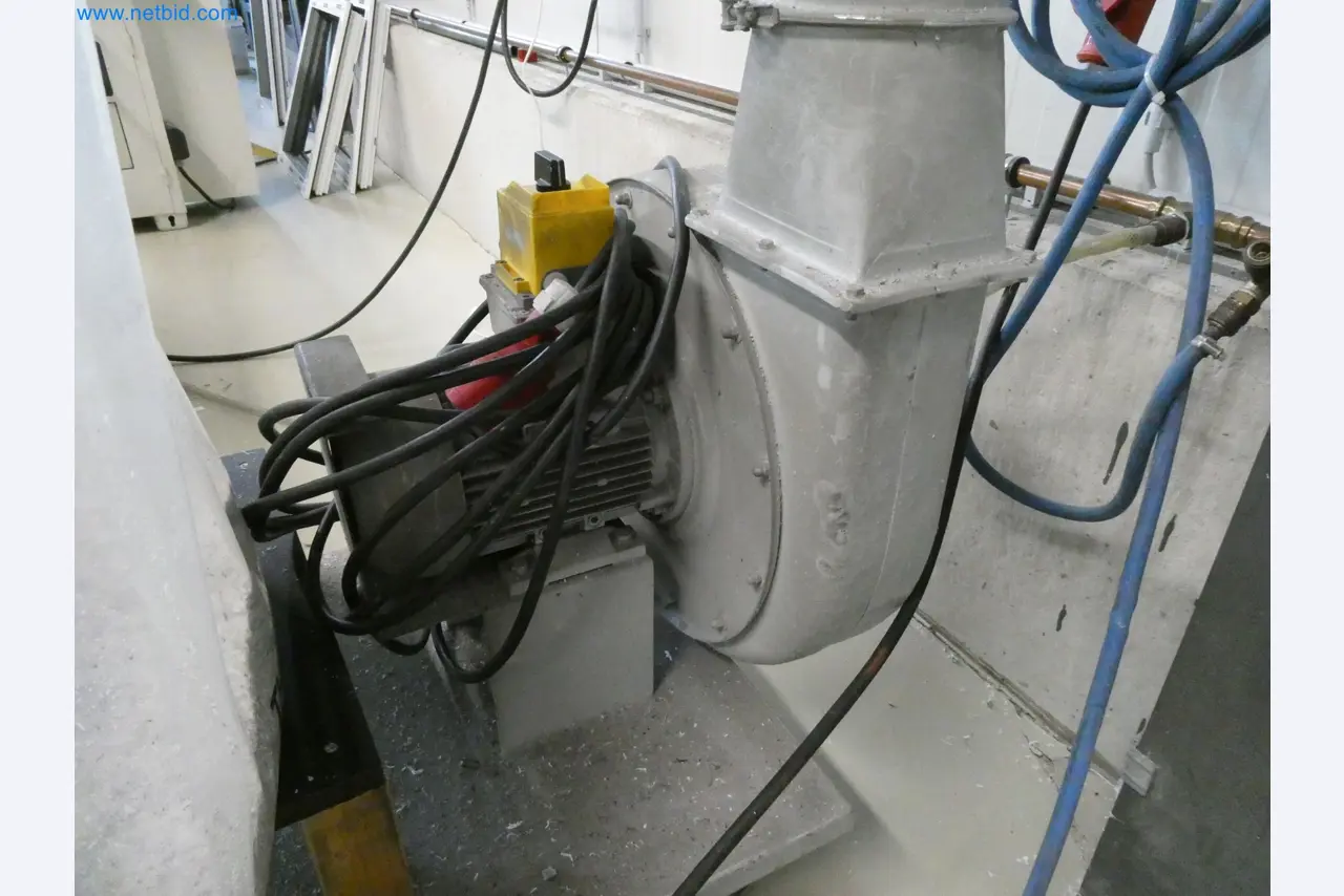 Máquinas para la fabricación de ventanas y puertas de plástico-9