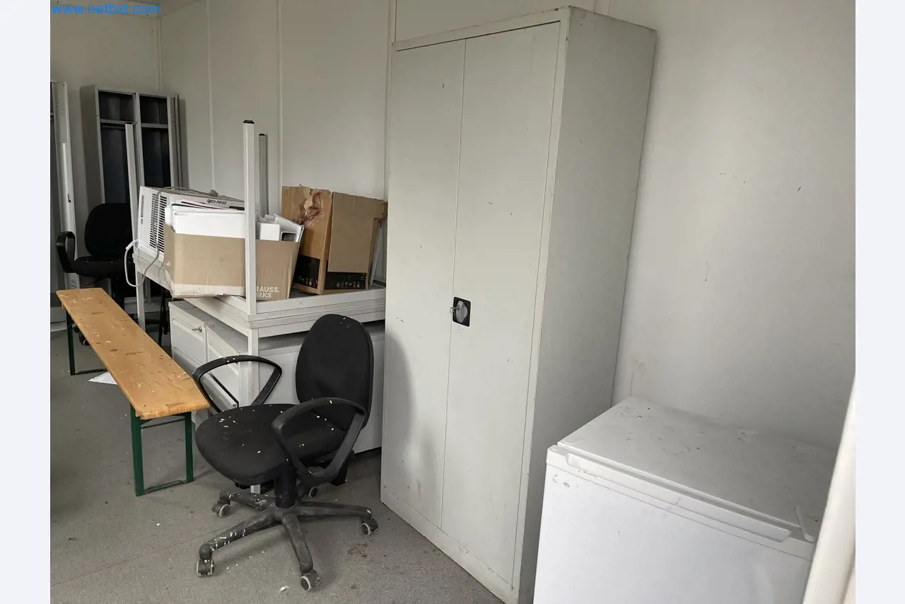 Mannschafts- und Seecontainer-6