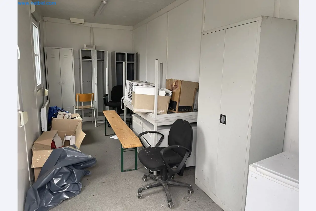 Mannschafts- und Seecontainer-7