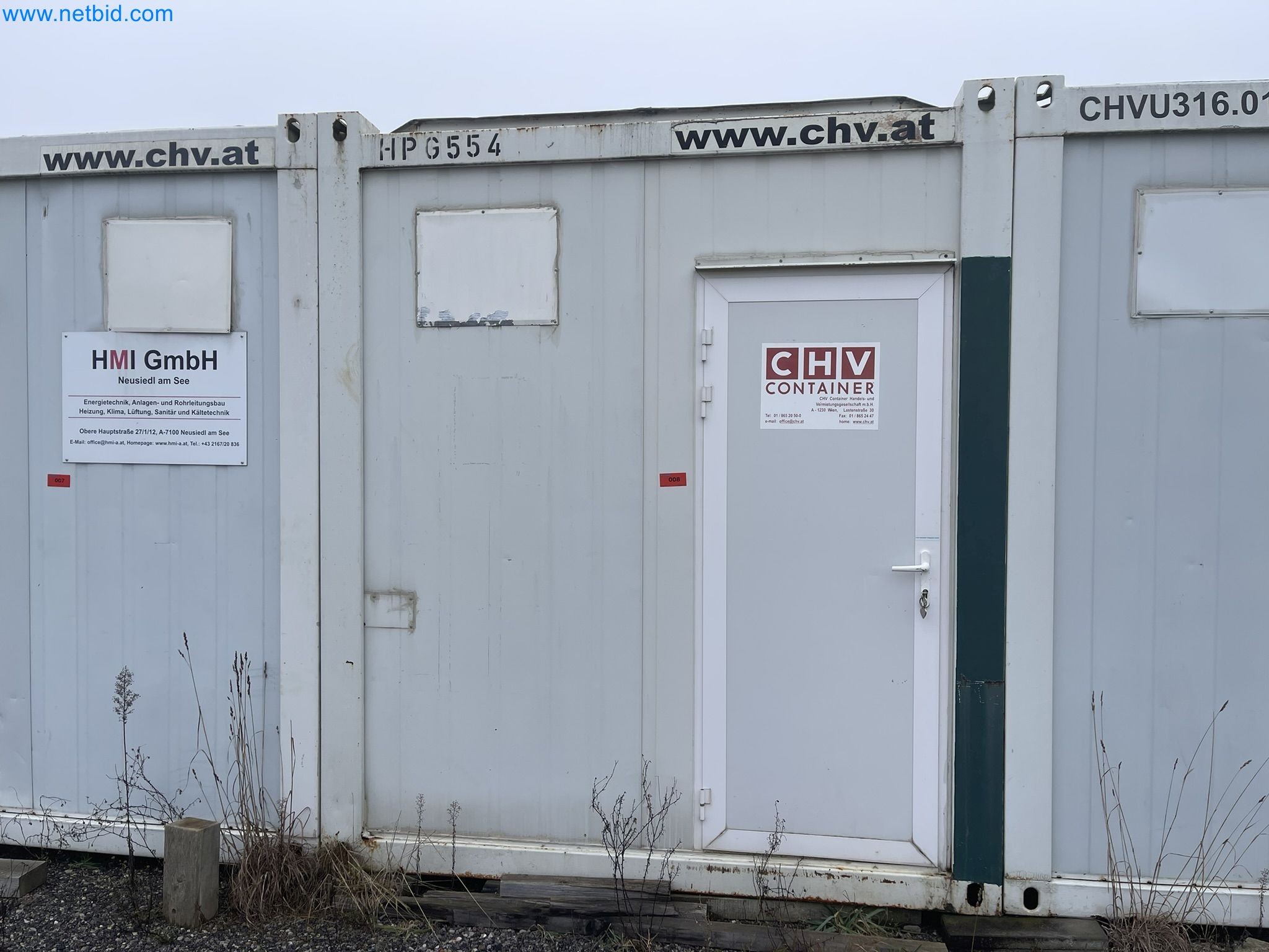 Crew and sea containers-1