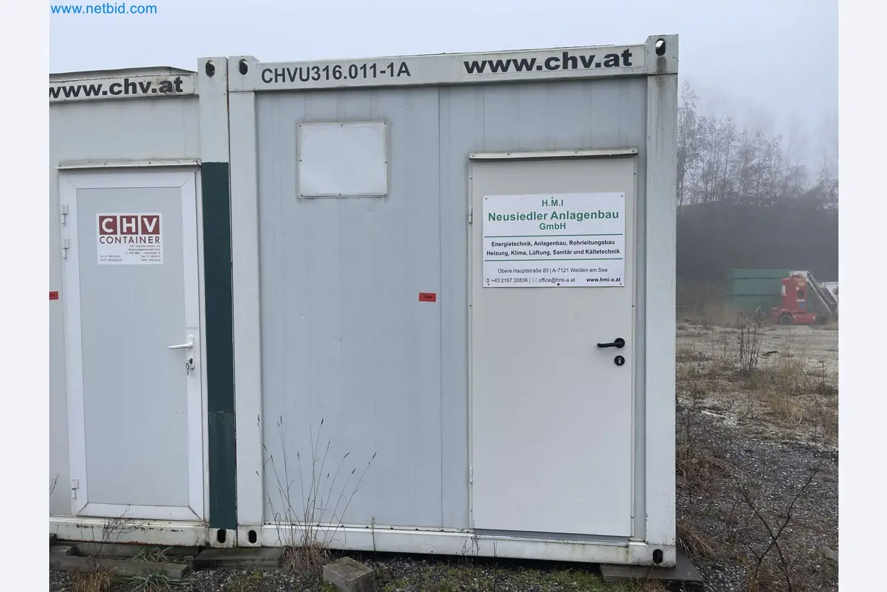 Crew and sea containers-1