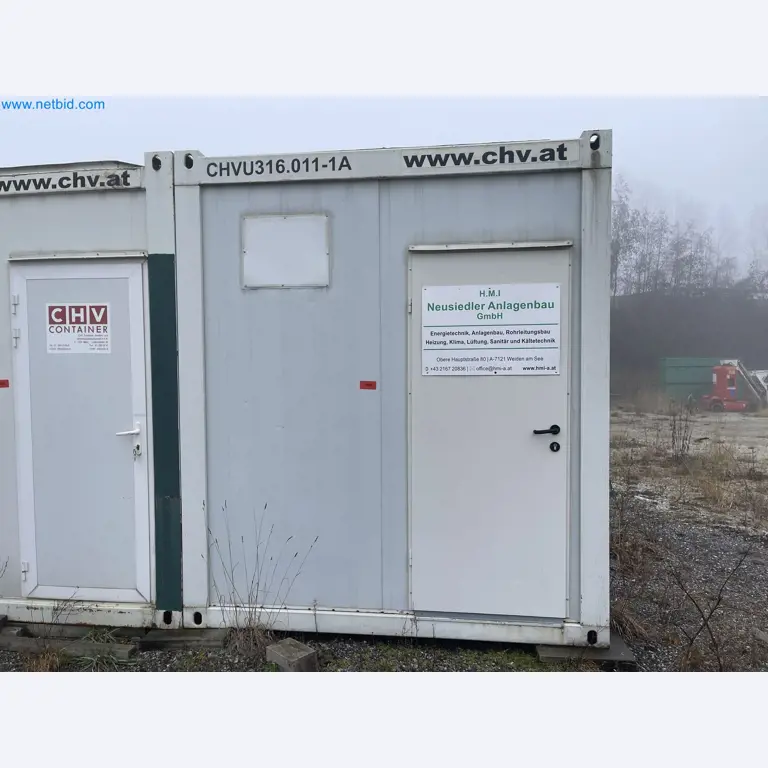 Crew and sea containers-1