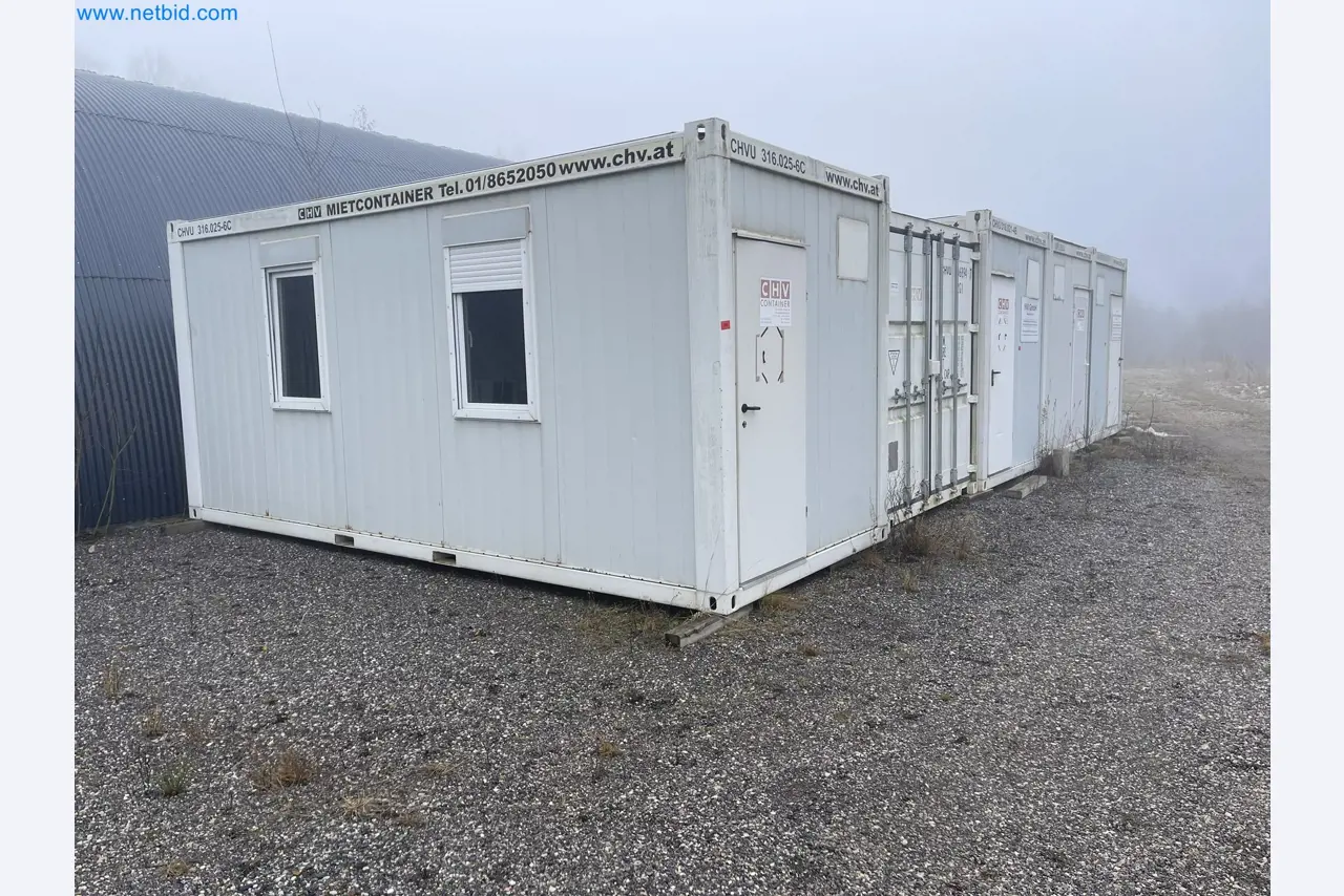 Crew and sea containers-3