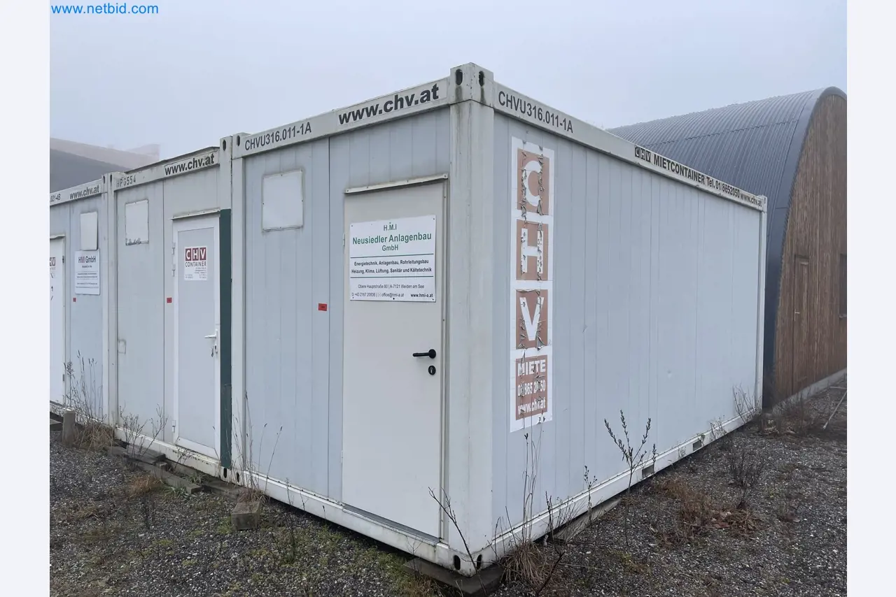 Crew and sea containers-4