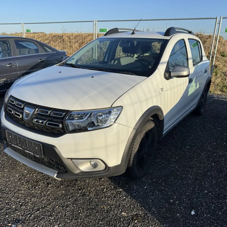 Auto Dacia Sandero