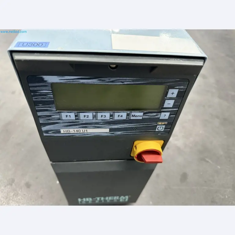 Well-maintained injection molding machines from Swiss production-3