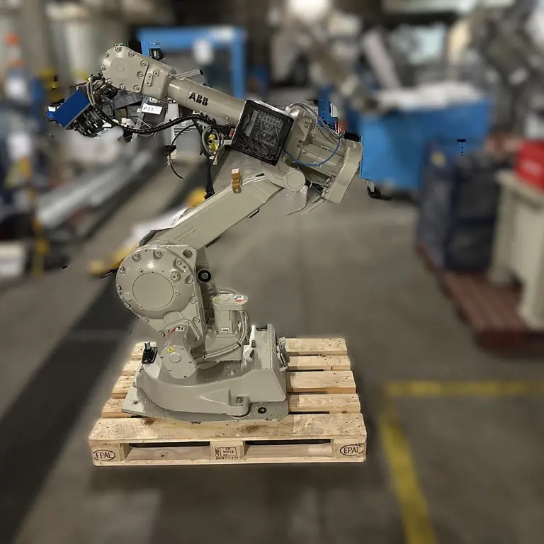 Robot with Control Module and Drive System ABB IRB 2400/16 Typ B M2004 , IRC 5 M2004