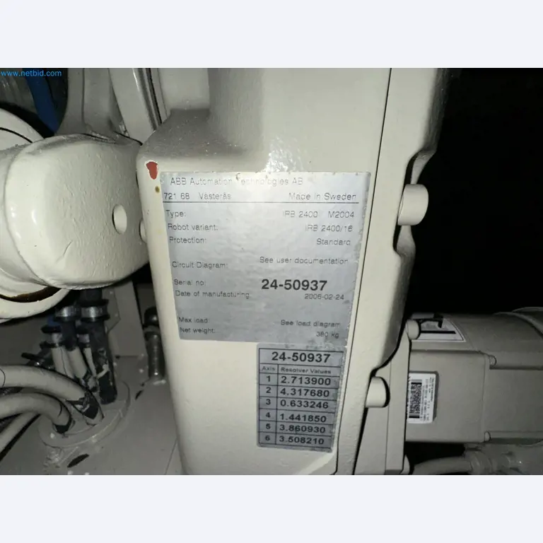 Well-maintained injection molding machines from Swiss production-5