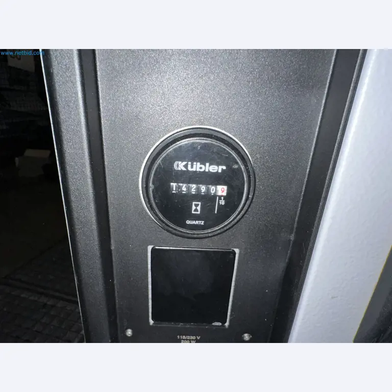 Well-maintained injection molding machines from Swiss production-7