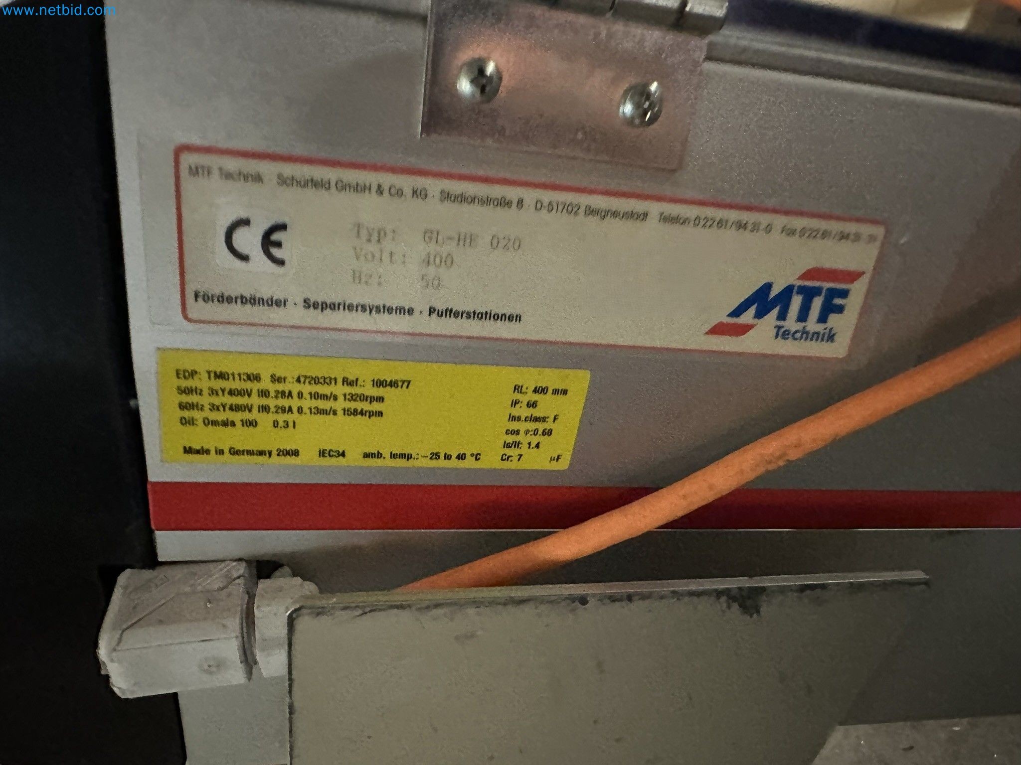 Well-maintained injection molding machines from Swiss production-4