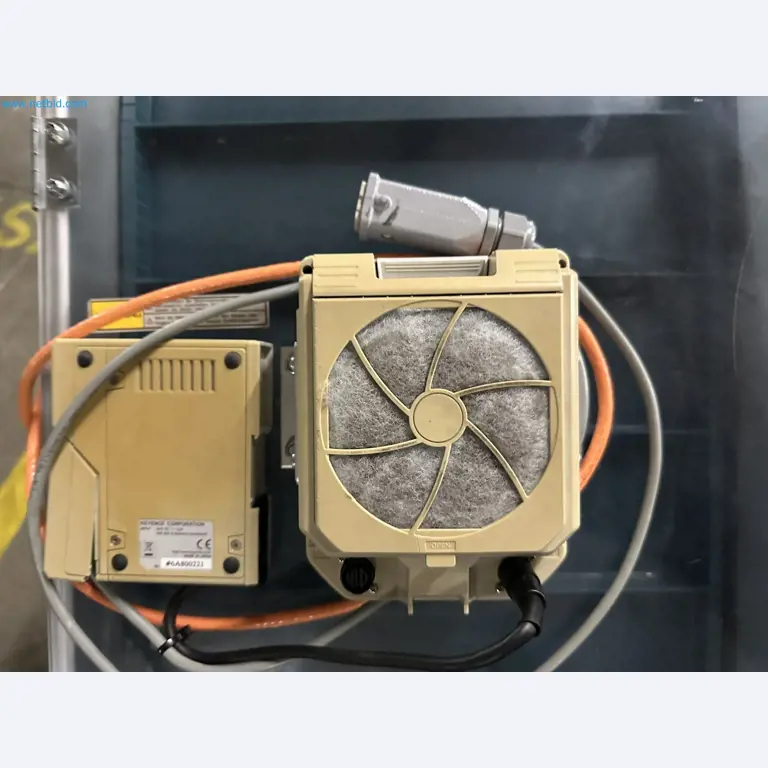 Well-maintained injection molding machines from Swiss production-5