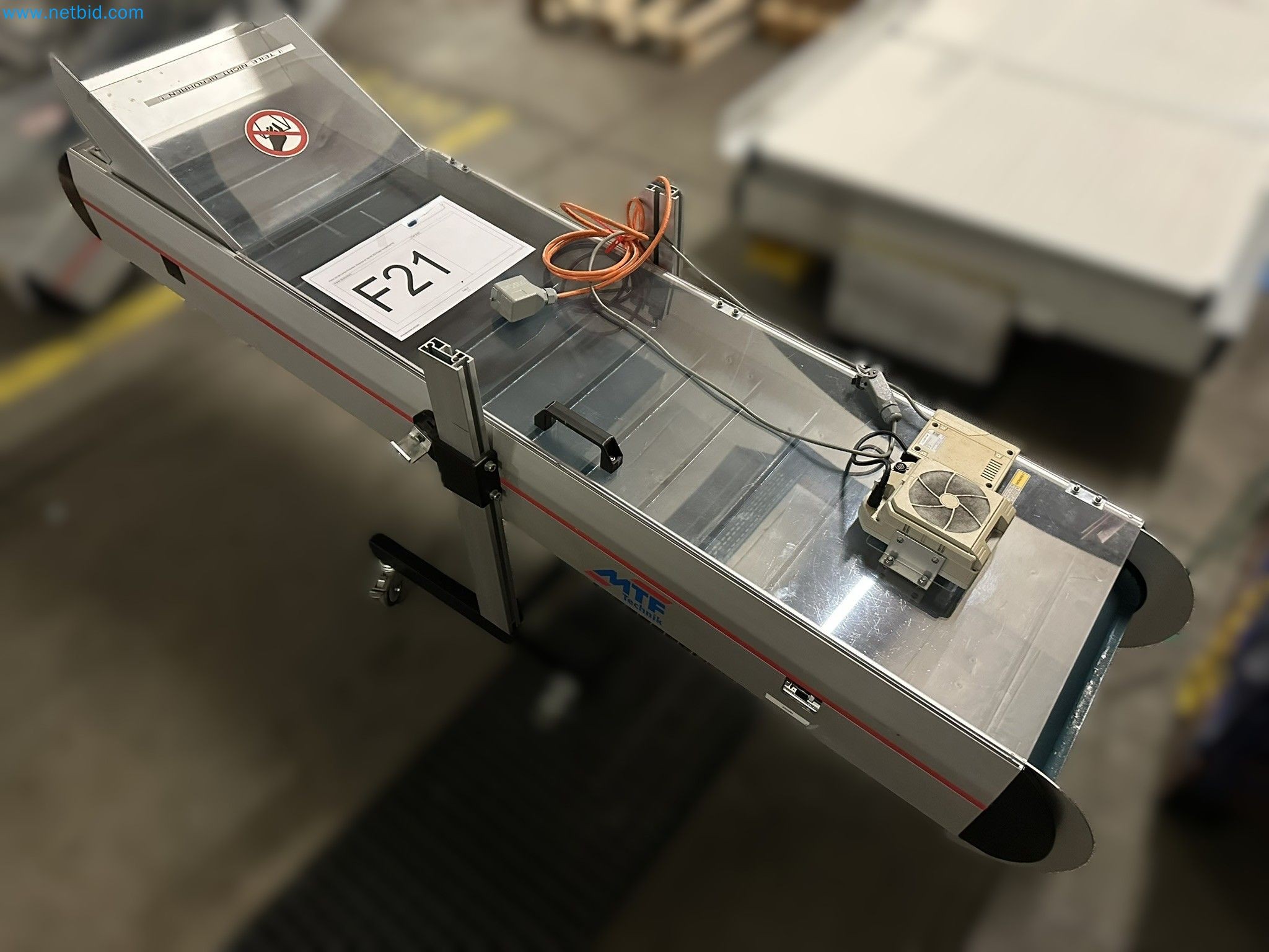 Well-maintained injection molding machines from Swiss production-1