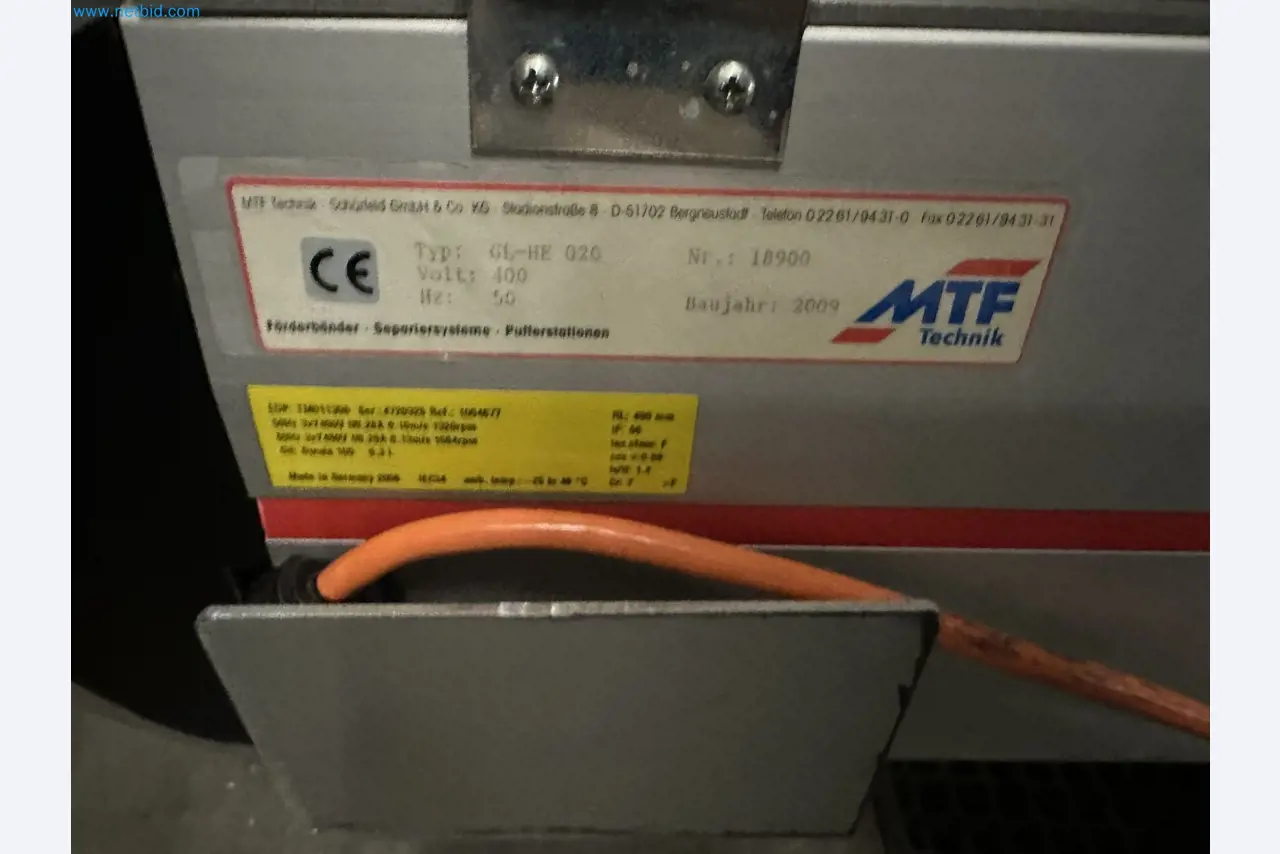 Well-maintained injection molding machines from Swiss production-4