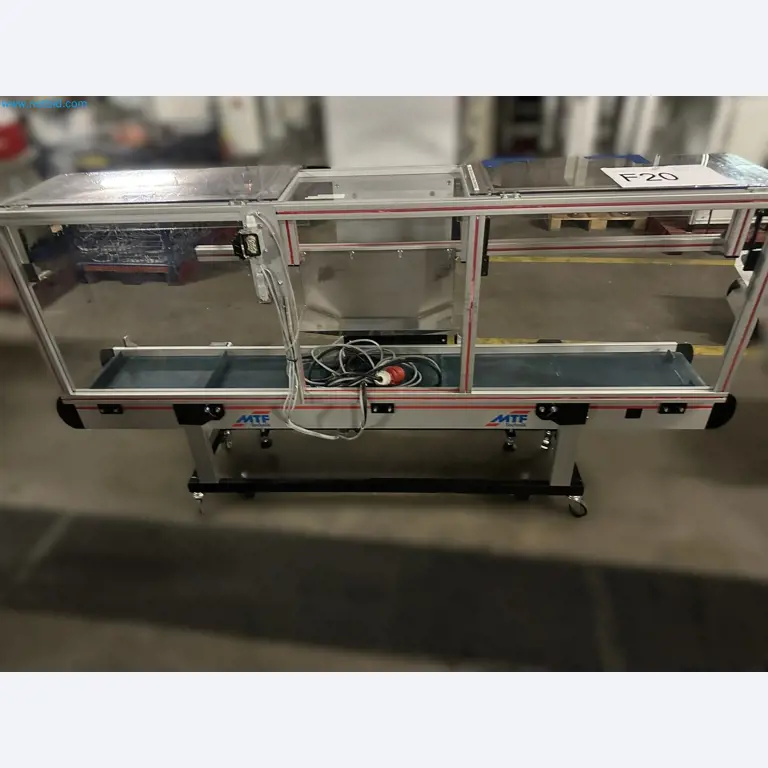 Well-maintained injection molding machines from Swiss production-3