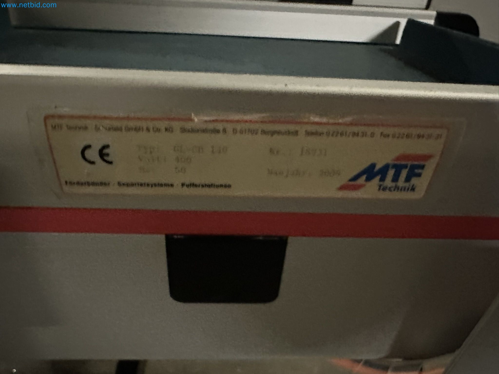 Well-maintained injection molding machines from Swiss production-5