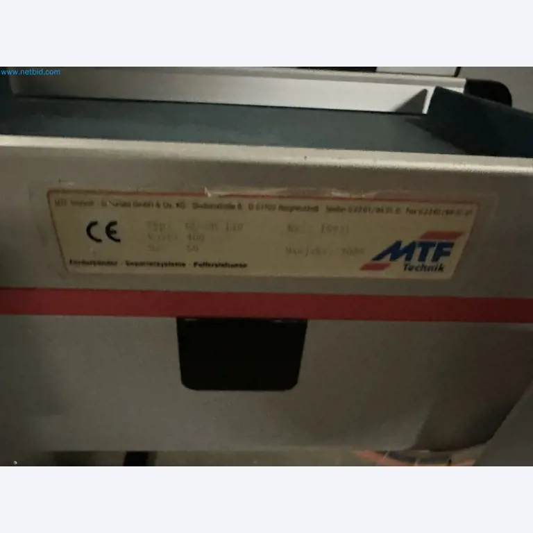 Well-maintained injection molding machines from Swiss production-5