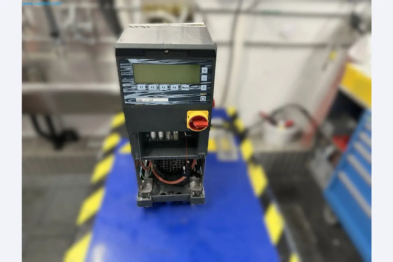 Well-maintained injection molding machines from Swiss production-2