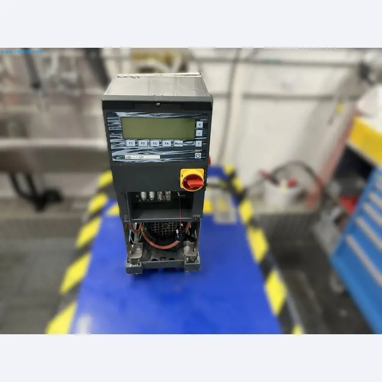 Well-maintained injection molding machines from Swiss production-2