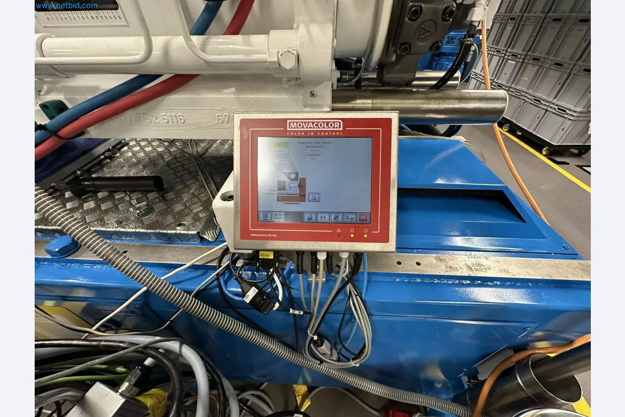 Well-maintained injection molding machines from Swiss production-13