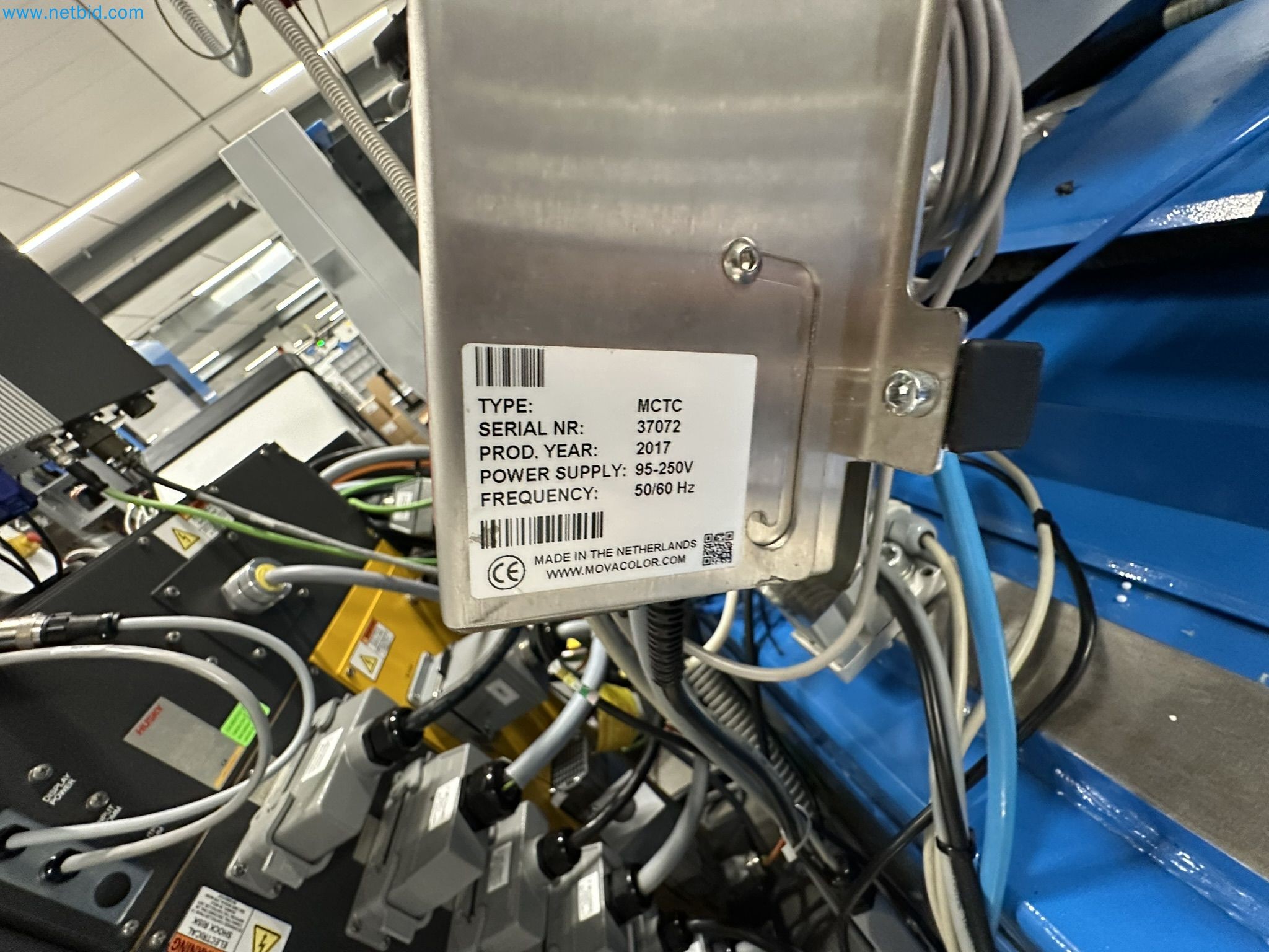 Well-maintained injection molding machines from Swiss production-14