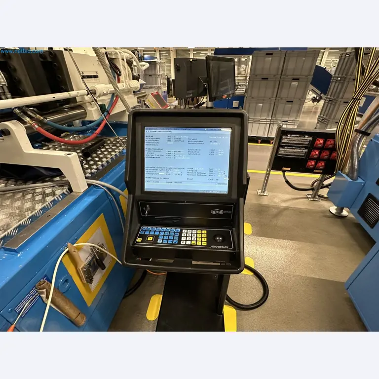 Well-maintained injection molding machines from Swiss production-8