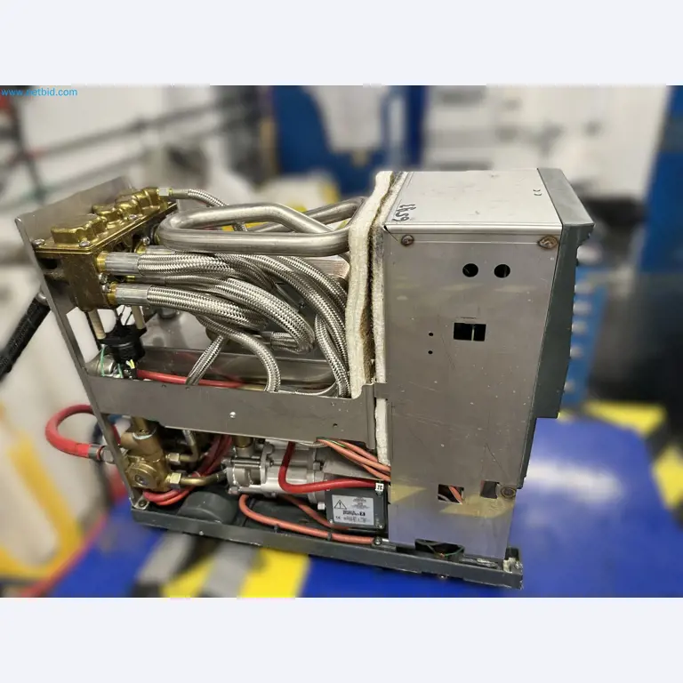 Well-maintained injection molding machines from Swiss production-4