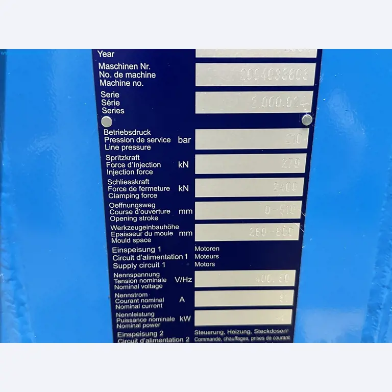 Well-maintained injection molding machines from Swiss production-7