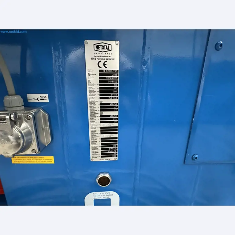 Well-maintained injection molding machines from Swiss production-6