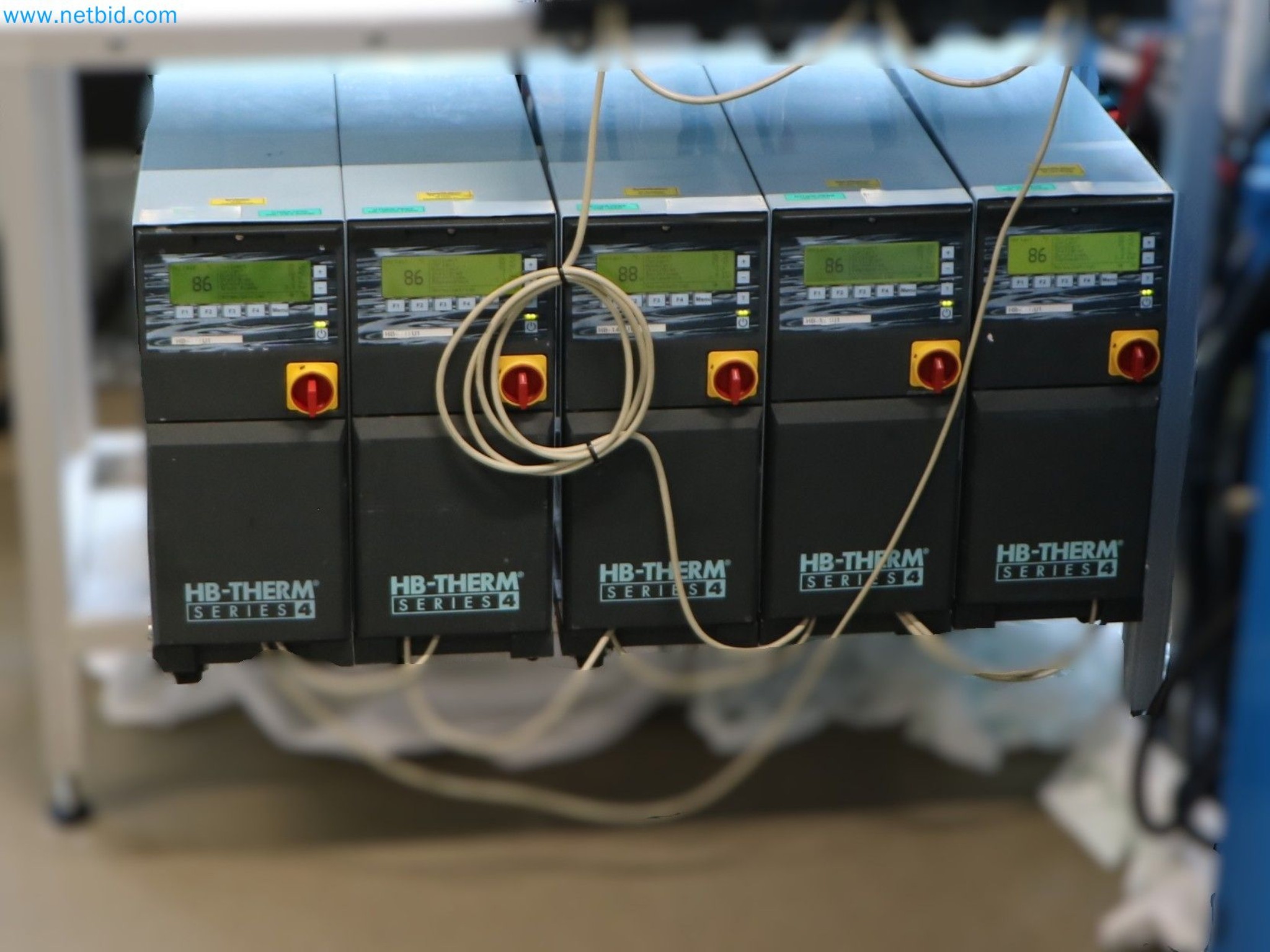 Well-maintained injection molding machines from Swiss production-1