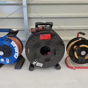 1 Posten Podaljševalni kabel ADAM HALL/HEDI