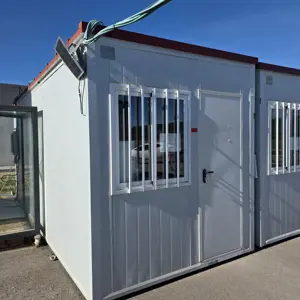 Prefabrikovaná kabina na staveništi AT MODULAR