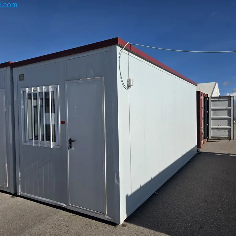 Prefabrikovaná kabina na staveništi AT MODULAR