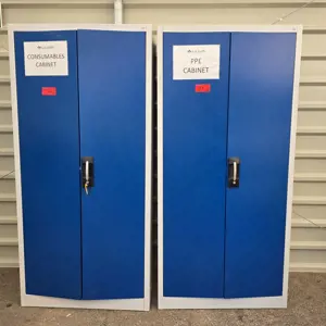 2 Szafki z zawartością CP MÖBELSYSTEME