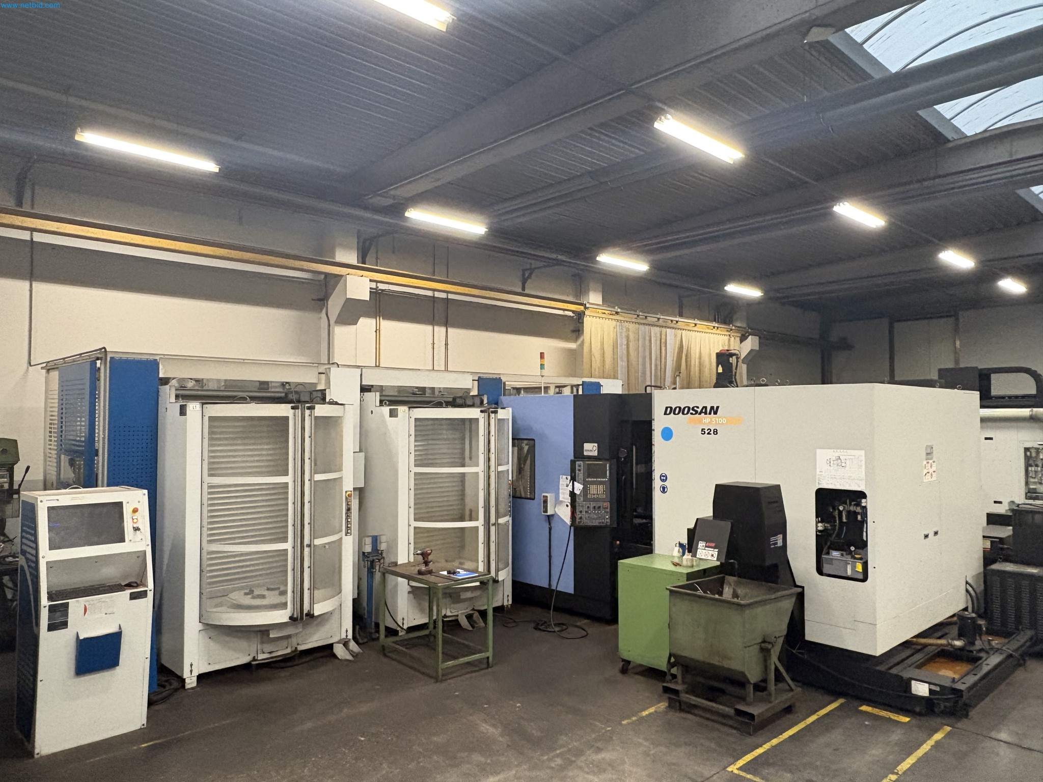 Metallbearbeitungsmaschinen aus der Umstrukturierung des Maschinenparks in Belgien-1