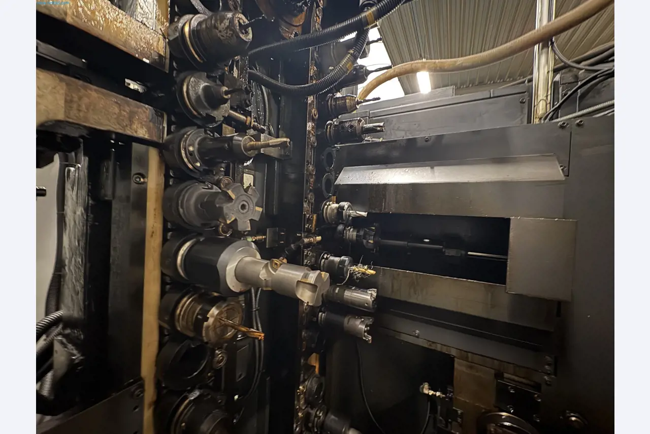 Metallbearbeitungsmaschinen aus der Umstrukturierung des Maschinenparks in Belgien-20