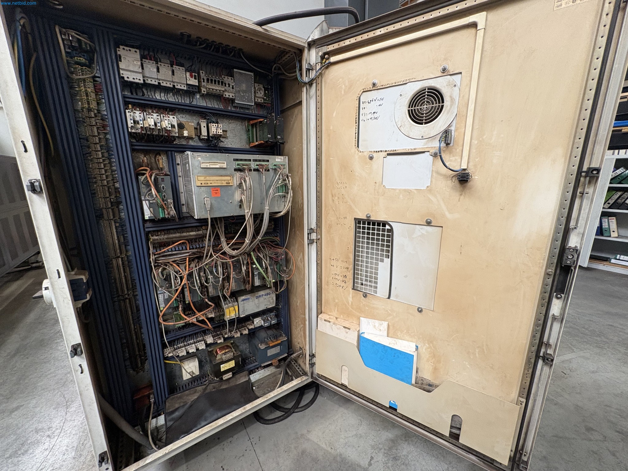 Metallbearbeitungsmaschinen aus der Umstrukturierung des Maschinenparks in Belgien-11