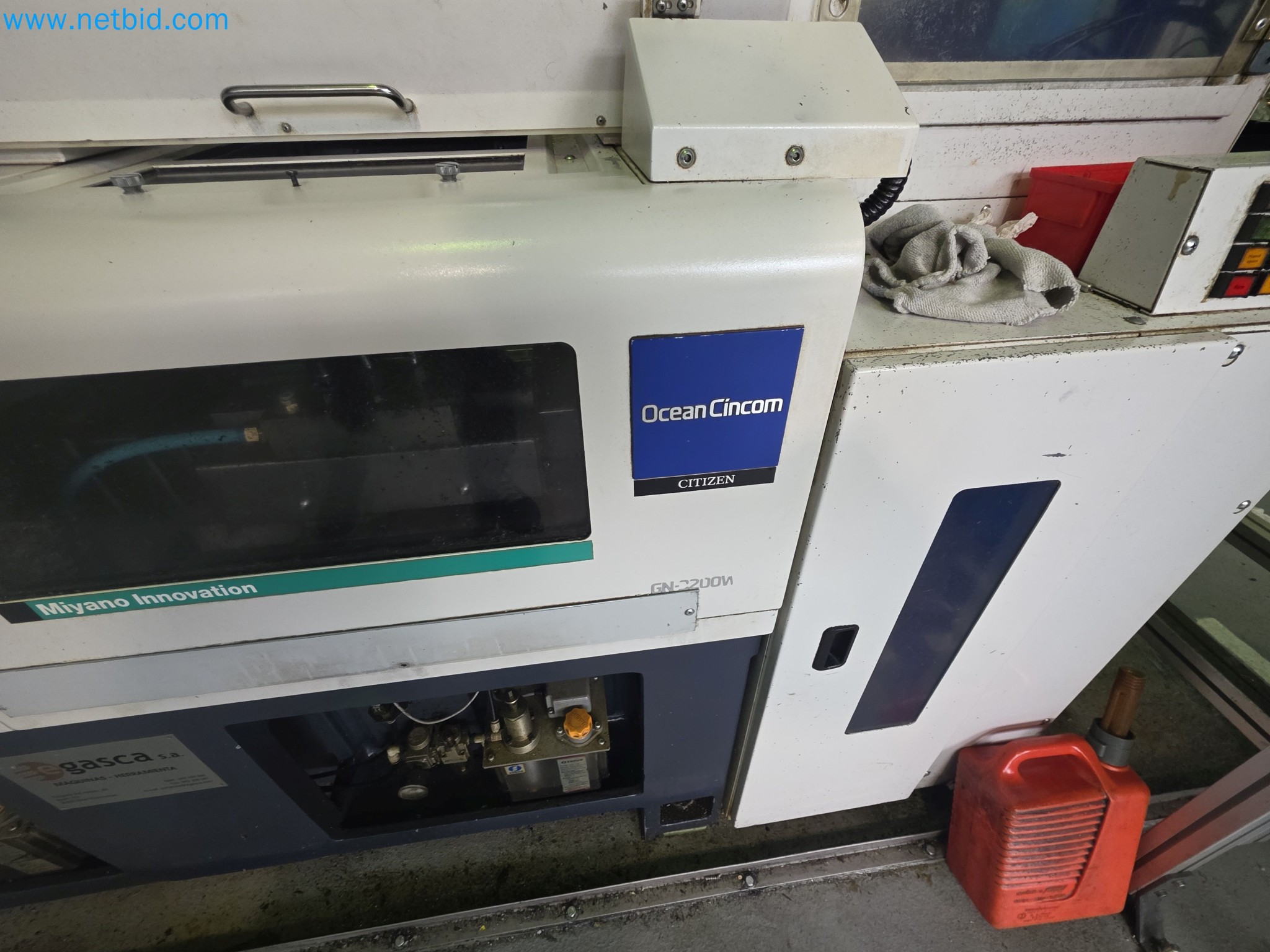 Machinery available from the closure of a precision turning company in Spain-3