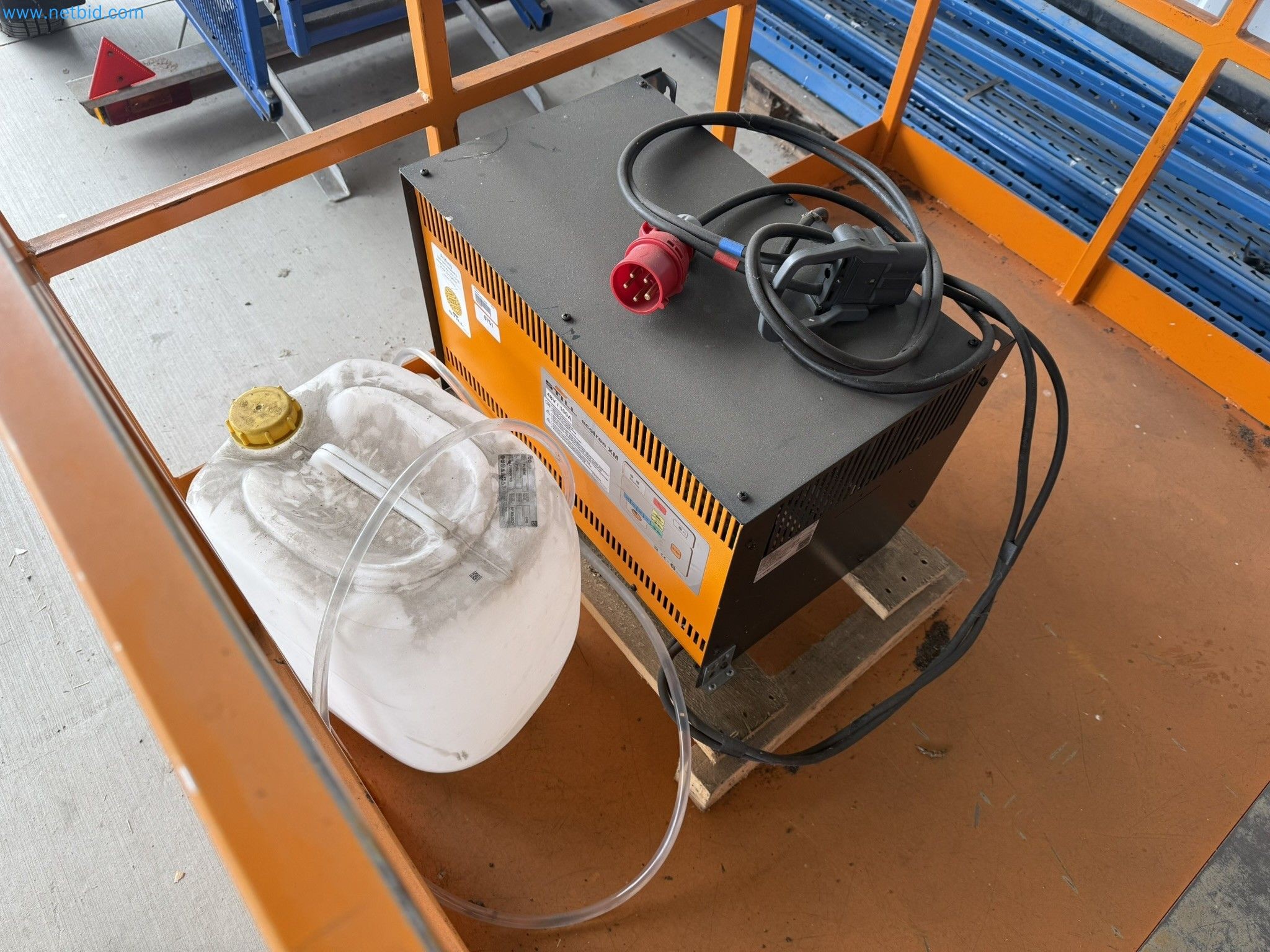  Industrial robots and metalworking machines in the Czech Republic-4