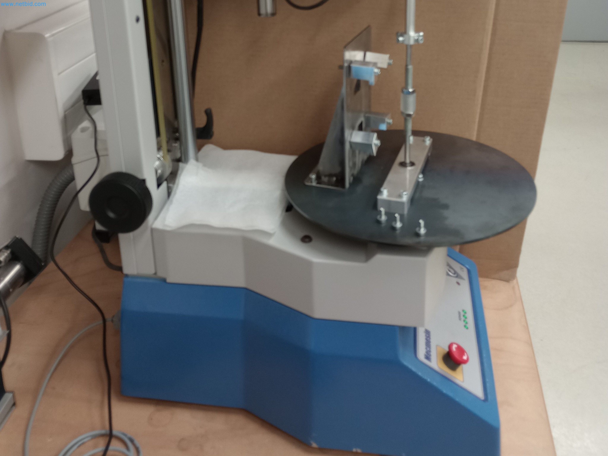  Industrial robots and metalworking machines in the Czech Republic-2