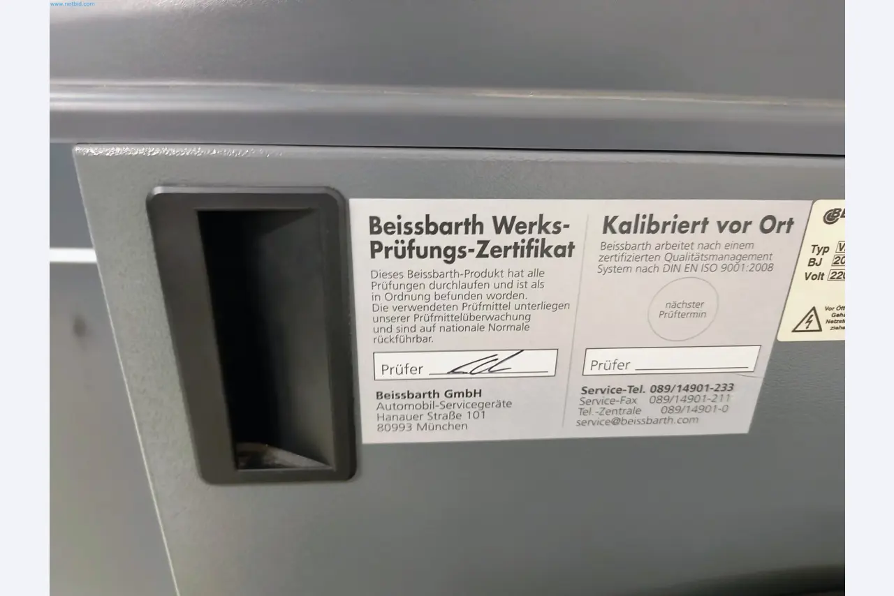 Industrial robots and metalworking machines in the Czech Republic-4