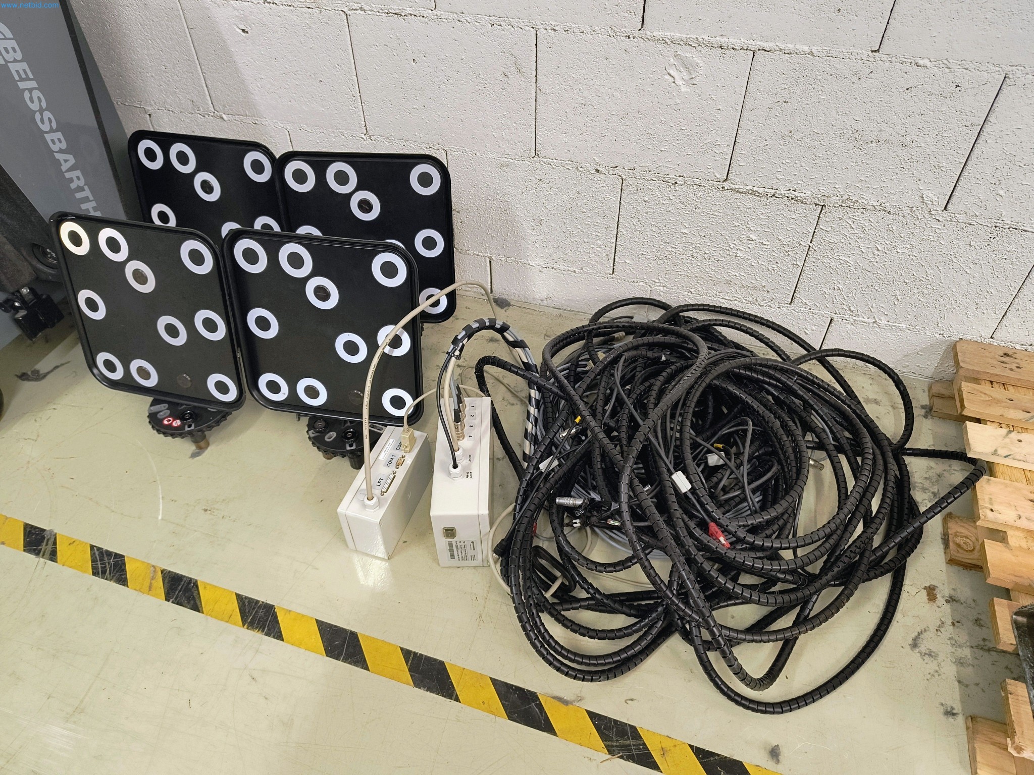  Industrial robots and metalworking machines in the Czech Republic-6