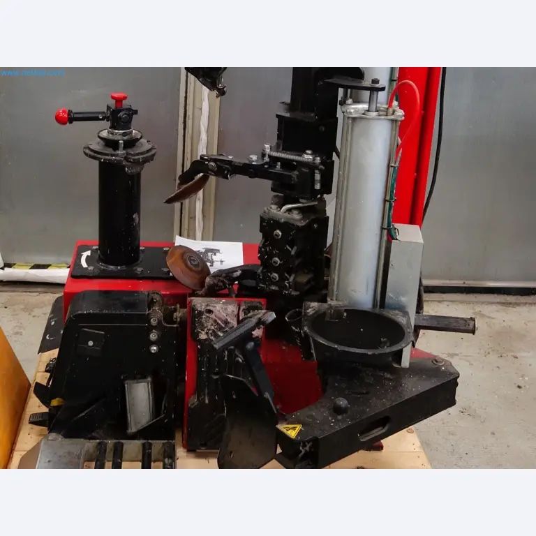 Industrial robots and metalworking machines in the Czech Republic-1