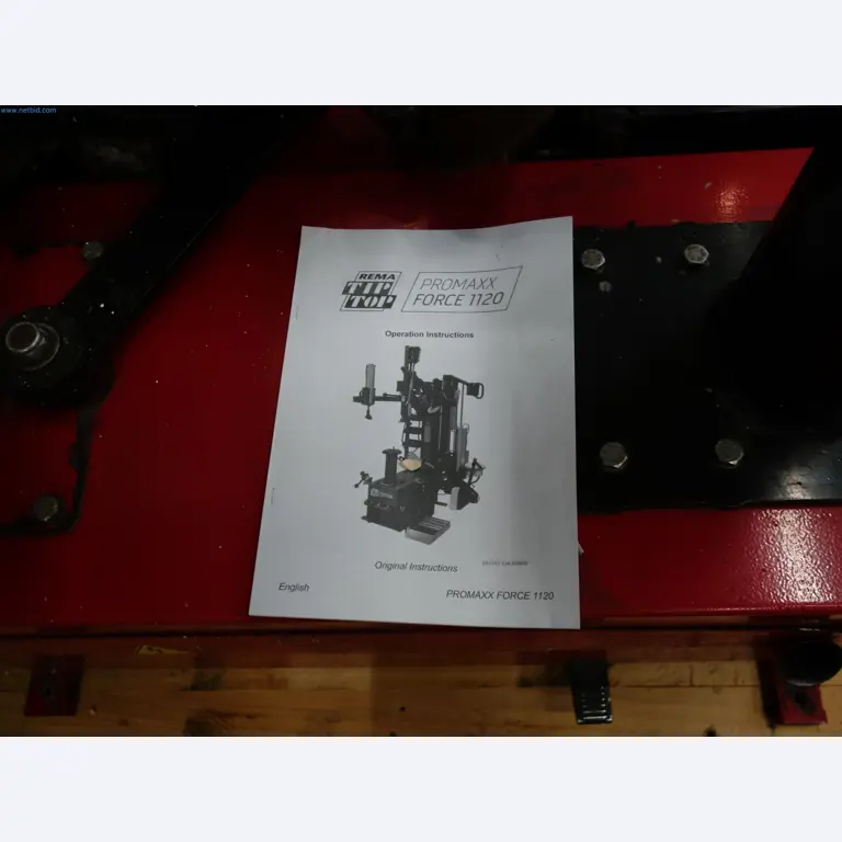 Industrial robots and metalworking machines in the Czech Republic-4