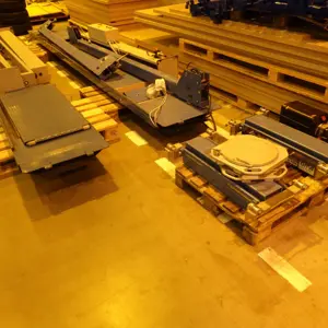 Four-post lift for motor vehicles OMA 4000